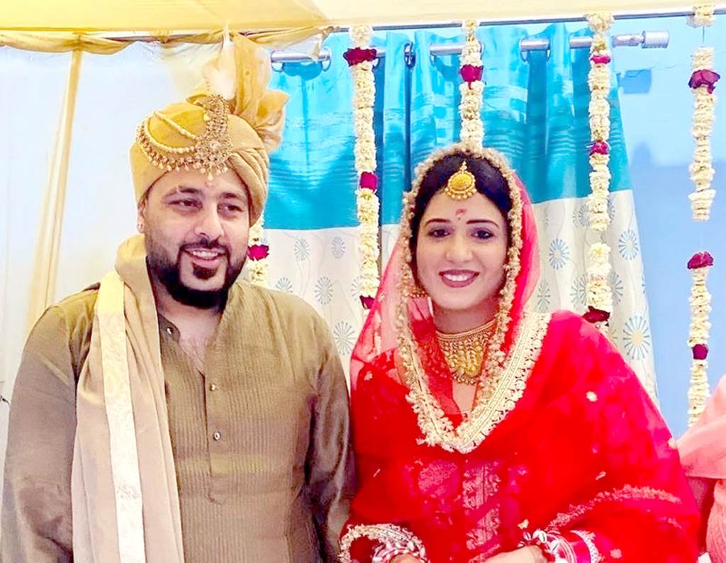 रैपर बादशाह ने दूसरी पत्नी ईशा रिखी को दिया तलाक शादी के पांच महीने बाद हुए अलग 2020 में पहली पत्नी जैस्मिन से अलग हो गए थे